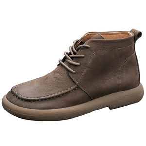 Bottes Martin en cuir véritable pour hommes, à bout rond, à lacets, avec doublure en peluche, semelle extérieure en caoutchouc, style décontracté isolant pour l'automne - Product Image 4