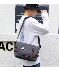 Sacs messagers en nylon imperméables de sport à la mode pour hommes avec logo personnalisé été - Product Image 6