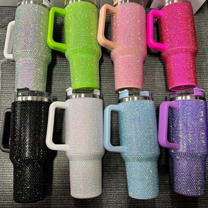 Vaso Térmico de Lujo para Coche de Acero Inoxidable con Purpurina, 40oz, Aislamiento al Vacío, con Pajita y Asa, para Viaje, con Diseño de Diamantes, 6-12 Horas - Product Image 1