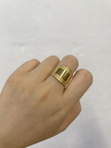 CUCOCUCA Golden YHL R25 Anillo de moda minimalista de acero inoxidable, limpio, moderno y con estilo sin esfuerzo - Product Image 2