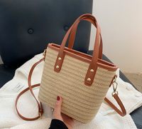 Sac à main en paille tissé pour femmes, avec poignée en cuir, fourre-tout fait à la main, de plage, nouveau design tendance, 2020