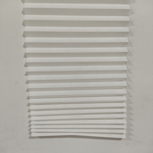 Abat-jour en tissu plissé filtrant la lumière, facile à couper et à installer, avec 2 clips - Product Image 2