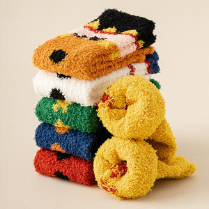 Calcetines borrosos de Navidad cálidos de invierno a bajo precio - Product Image 2