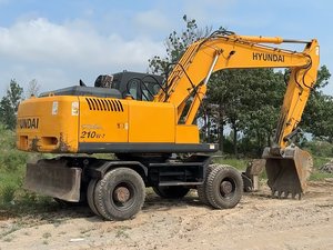 Excavadora Hyundai 210W-7 de 21 Toneladas de Servicio Pesado de Corea del Sur, Excavadora de Cadenas Hyundai 210W-7 Usada con Buen Precio - Product Image 6