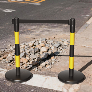 Barrières de circulation rétractables de haute qualité de <span class=keywords><strong>2</strong></span> mètres pour le contrôle des foules sur les routes - Product Image 3