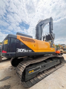 Excavatrice Hyundai 305LC-9T d'occasion en bon état, faible nombre d'heures, 30 tonnes, à vendre - Product Image 2
