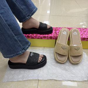 Pantofole con <span class=keywords><strong>tacco</strong></span> <span class=keywords><strong>alto</strong></span> che possono essere indossate sia come capispalla che come infradito piatte a punta per scarpe da donna - Product Image 5