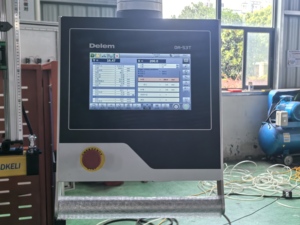 Prensa Plegadora Hidráulica 130T 3200MM con Controlador DA53T, Máquina de Plegado Totalmente Automática de 4+1 Ejes para Procesamiento de Aluminio - Product Image 3