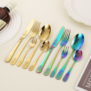 Cubiertos de Acero Inoxidable con Patrón de <span class=keywords><strong>Totem</strong></span> en Relieve, Juego de Cuchillo, Tenedor y Cuchara Vintage, Cubiertos para Bistec de Hotel y Restaurante para la Mesa del Comedor - Product Image 3
