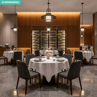 Hochwertiges Restaurant-Esszimmer-Set Massivholz Runder Tisch Stoff-Esszimmerstühle für Hotel Privates Speisesaal Bankettsaal Projekt