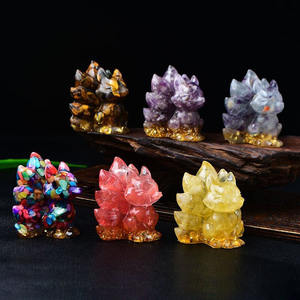 批发环保雕刻疗愈石动物树脂水晶碎石九尾狐雕像摆件 Pellocci - Product Image 1