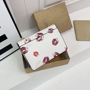 2025 Neue Cross-Border Mode-Tasche Reisestil Kettentasche Schultertasche für Damen - Product Image 4