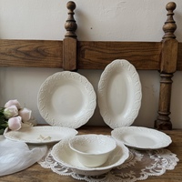 Service de vaisselle en céramique vintage européenne personnalisée, jaune émaillé avec décor français, assiette à salade et bol de luxe en relief