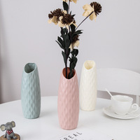 Vase en plastique oblique anti-chute Yicai Creative, style moderne simple et luxueux, gris, pour table de mariage