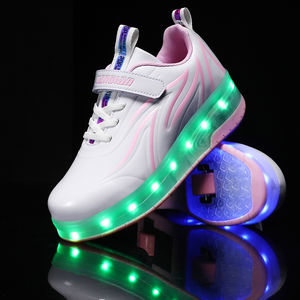 Baskets à roulettes avec roues rétractables, charge USB, 7 couleurs lumineuses, baskets à roulettes 2 en 1, chaussures à roulettes LED pour enfants, filles, garçons - Product Image 3