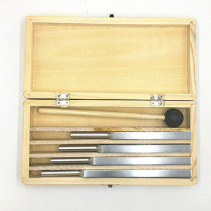 Kit de diapasons musicaux 256 320 384 512 Hz en gros, instrument pédagogique de vibration sonore pour laboratoire scolaire avec boîte de transport en bois - Product Image 1