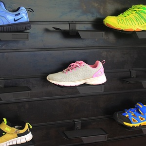 Hiện Đại Phổ Biến Giày Thể Thao Kim Loại Thép Kệ Khuyến Mãi Giày Hiển Thị Đứng/Giày <span class=keywords><strong>Rack</strong></span> Hiển Thị Cho Cửa Hàng - Product Image 3