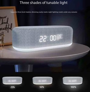 Station d'accueil de bureau avec alarme, chargeur sans fil, veilleuse, lampe de table, thermomètre, chargeur sans fil trois-en-un pour téléphone portable - Product Image 5