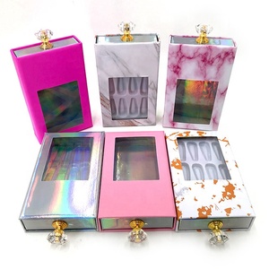 Faux ongles vides personnalisés pack boîte de luxe faux presse magnétique sur les ongles boîte d'emballage pour les ongles longs - Product Image 1