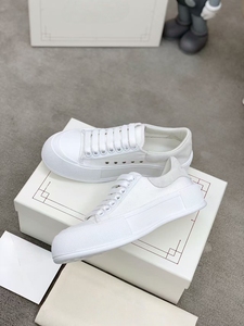 Customized logo white minimalist casual shoes with thick sole and anti-slip function. Luxury brand canvas shoes. - Product Image 3