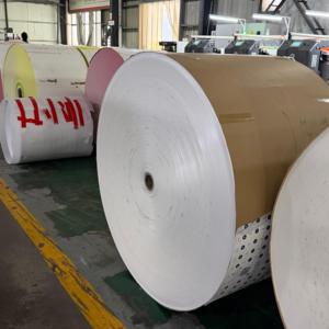 Rouleau de papier blanc enduit de PE, simple et double face, résistant à l'huile, rouleau jumbo, largeur personnalisée pour usine de boissons chaudes et froides - Product Image 2