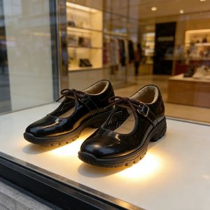 Zapatos de Tacón Grueso con Plataforma y Punta Cuadrada de Goma Negra para Mujer, Estilo Mary Jane, Sin Cordones, para Oficina, Disponibles en Existencia - Product Image 1