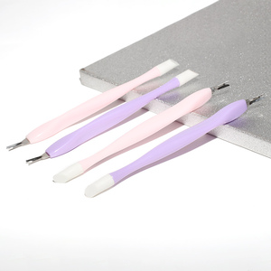 Poussoir de cuticule d'ongle à double extrémité de haute qualité dissolvant d'outil de manucure poussoir de cuticule d'acier inoxydable de peau morte - Product Image 6