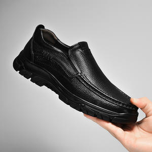 أحذية جلدية رجالية سوداء جديدة للربيع ذات نعل سميك مقاوم للتآكل للأعمال والملابس الرسمية مقاسات كبيرة للأنشطة الخارجية والترفيهية - Product Image 4