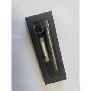 Ensemble cadeau stylo en métal personnalisé et mini lampe torche durable - Personnalisé avec votre logo - Product Image 3
