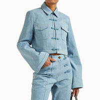 Wisrise Damen Hellblaue Cropped-Jeansjacke mit Chinesischen Knotenknöpfen, Weiten Ärmeln und Trendigem Fusion-Stil