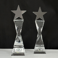 Trophée en cristal étoilé transparent personnalisé MH-FJ0151