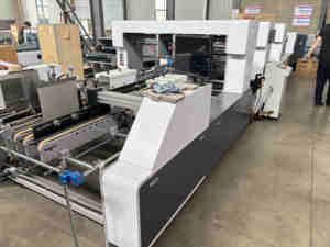 Pegamento frío 4 6 Máquina plegable de esquina para cartón corrugado Bloqueo automático de choque Carpeta inferior Encoladora Caja Embalaje - Product Image 3