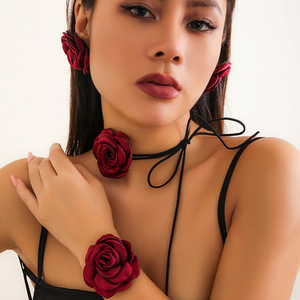 Nueva llegada hecha a mano encaje Rosa Collar tela gargantilla collar moda seda flor pétalo clásico boda fiesta regalo - Product Image 3