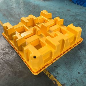 พาเลทพลาสติกสีเหลือง HDPE ความสูง 103 มม. รับน้ำหนักได้ 2.0 ตัน แบบเข้าได้ 4 ทาง สำหรับเก็บสารเคมีและถังน้ำมัน - Product Image 3