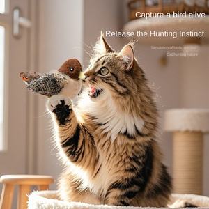 Giocattoli eco-friendly per gatti di simulazione di uccelli per animali domestici nuovo materiale plastico per Tapping elettrico con ali ispirate al passero - Product Image 5
