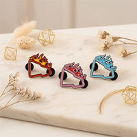 RTS bas prix mode métal chapeau broche en gros émail doux Spot approvisionnement cadre chapeau décoration casquette de Baseball broche dessin animé broches pour casquette