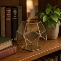 Vas Bunga Meja Pernikahan Modern Buatan dari Logam Rose Gold Tembaga Kaca Terarium Geometris