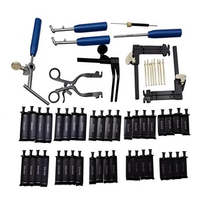 Juego de Retractores Cervicales Casper, Manuales, Reutilizables, de Acero Inoxidable Negro, MOL Safety Trimline, Instrumentos Quirúrgicos Ortopédicos - Product Image 1