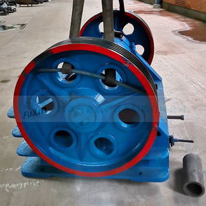 Trituradora de Mandíbulas Portátil de 15t/h, Máquina Trituradora de Residuos de Construcción, Motor AC Azul - Product Image 3