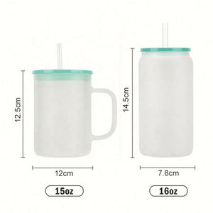 Vente en gros de tasses à bière en forme de canette, sublimées, 15 oz, transparentes dépolies à dégradé, avec couvercle coloré et paille en verre - Product Image 2