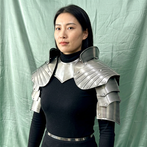 ชุดเกราะไหล่เหล็กทำมือ – ชุดคอสเพลย์แฟนตาซียุคกลางและเครื่องแต่งกายโดย MetalCostume MetalCostume - Product Image 1