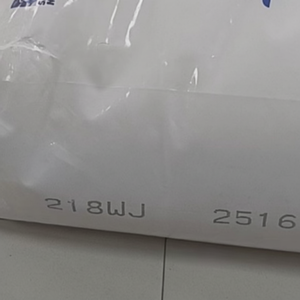 เม็ดพลาสติกโพลีเอทิลีนความหนาแน่นต่ำแบบเส้นตรงเม็ดพลาสติก222WJ Lldpe บริสุทธิ์จากโรงงานจีน - Product Image 1