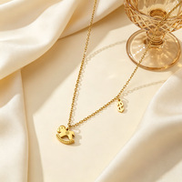 Collier en acier inoxydable avec pendentif cheval porte-bonheur au design original pour femme, signification positive, chaîne de clavicule polyvalente