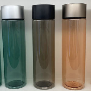 Botella de Agua de Plástico Tritan SilverJet de 32 oz con Tapa Metálica, a Prueba de Fugas, Apta para Beber Directamente, Segura para Alimentos, para Senderismo, Camping, Deportes, Adultos - Product Image 4