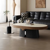 Table basse ovale minimaliste avec plateau en marbre clair, table de salon moderne et luxueuse