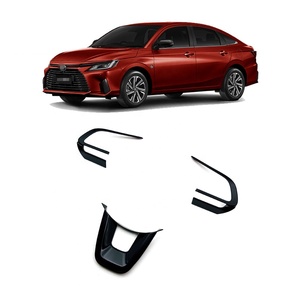 Accessoires automobiles de haute qualité WZXD, garniture de volant en carbone noir mat pour Yaris Ativ 2023 - Product Image 1