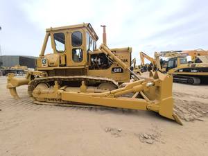 Bulldozer sur chenilles Caterpillar D8K en bon état, bulldozer japonais CAT D8K, bulldozer lourd à vendre - Product Image 3