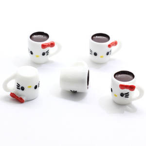 Resina de alta calidad miniatura taza de <span class=keywords><strong>café</strong></span> colgantes <span class=keywords><strong>Kawaii</strong></span> resina tazas de <span class=keywords><strong>café</strong></span> colgantes Mini casa de muñecas <span class=keywords><strong>café</strong></span> tazas de cuentas de la joyería de DIY - Product Image 4