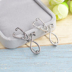 Mini Stethoskop Brosche Stifte Pink Green Gun Schwarz Kragen Corsage Ärzte Krankens ch wester Medizin student Abschluss geschenk - Product Image 3