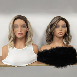 Julianna Vente en gros Futura Fiber Style Elowen Haute qualité Bouclés Highlight Blonde Cheveux synthétiques HD Lace Front Court Bob Perruque - Product Image 1